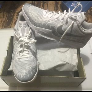 Mamba Rage Platinum-Kobe Bryant